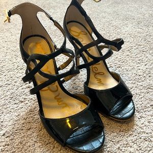 Black Sam Edelman heels . 3 inch. Size 8